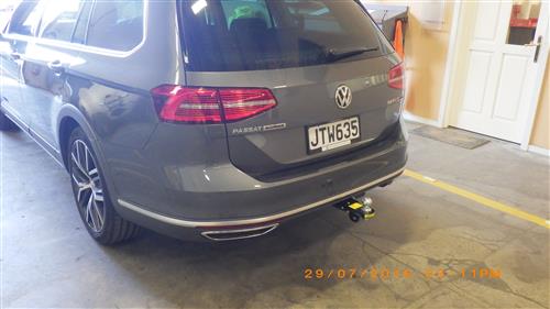 VOLKSWAGEN PASSAT STATIONWAGON 2010-2022